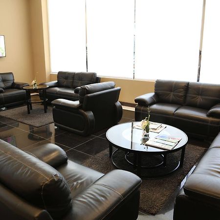 Belle Tower Luxury Apartments Манама Экстерьер фото