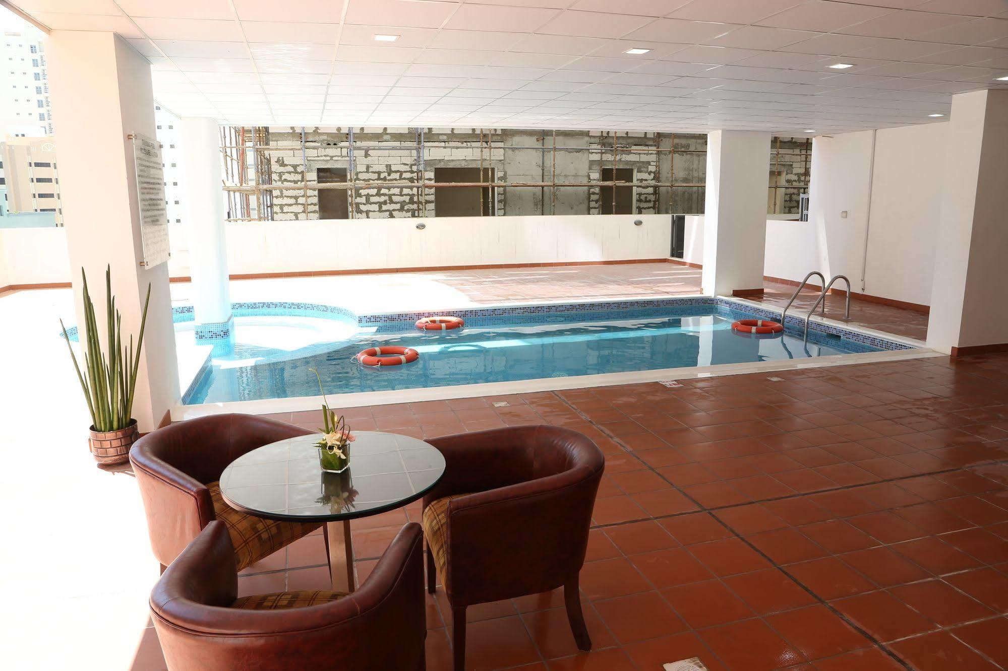 Belle Tower Luxury Apartments Манама Экстерьер фото